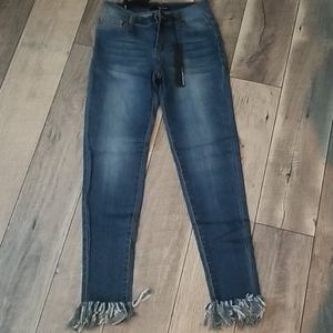 Frayed bottom jeans NWT